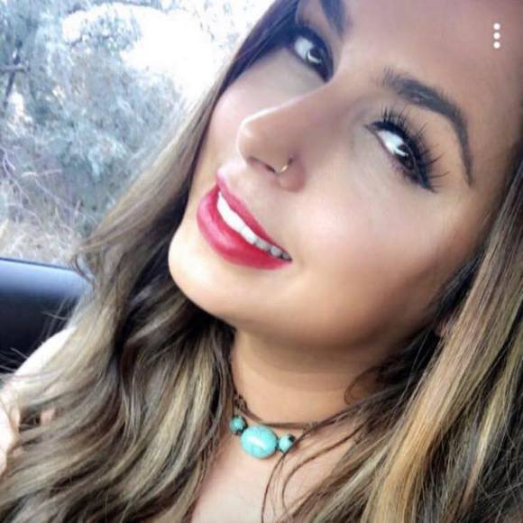 Meet your Posher, Michelle - Picture 1 of 1